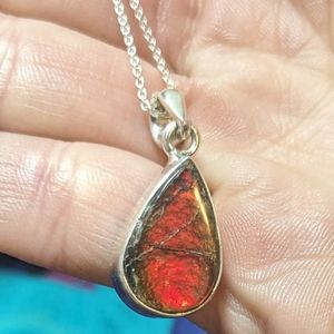 NWOT Handmade RARE Ammolite Fossil Gemstone 925 Sterling Silver Necklace Pendant